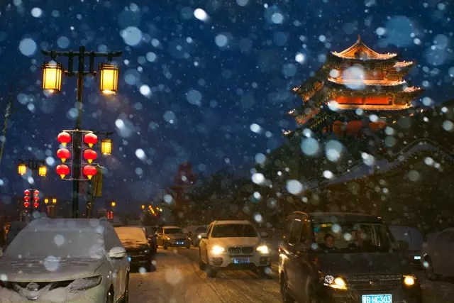 大同2018年的第一次与雪的邂逅，大同你太美了！