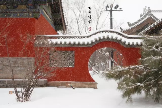 大同2018年的第一次与雪的邂逅，大同你太美了！